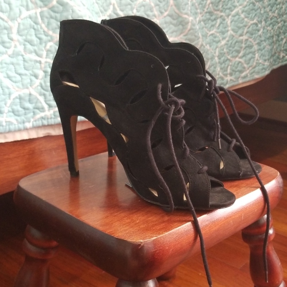 Black lace up open toed heels